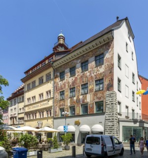 Hotel Barbarossa and Haus Zum Hohen Hafen on Obermarkt
