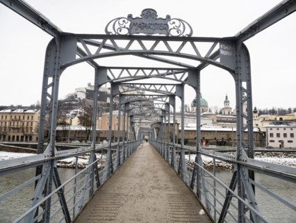 Mozartsteg over Salzach