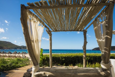 Beach bar