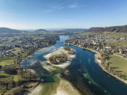 The outflowing Lake Constance