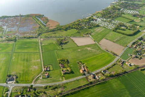 Aerial photograph of Lake Duemmer with reed zone