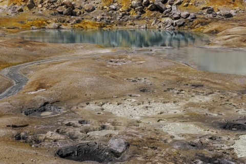 Hot springs and mud pans in the Bumpass Hell solfataras field