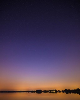 Starry sky over Lake Duemmer