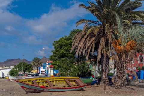 Fischerboote am Strand Sao Vicente Mindelo Kapverden