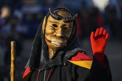Narrenzunft Hoellteufel from Reichenbach at the big carnival procession