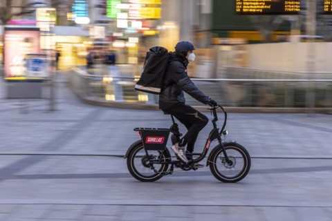 Bicycle courier of the delivery service Gorillas