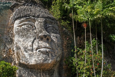 Sculpted head of Cacique Mabodamaca