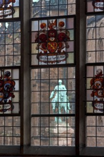 View from the upper town hall hall of the statue of Bismarck next to the cathedral