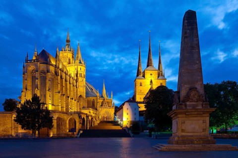 Erfurt Cathedral and Severi Church with Erthal Obelisk in the evening