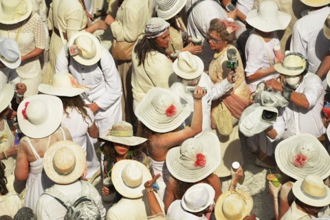 Los Indianos is the central event of the Palmerian Carnival on La Palma and dates back to the return of emigrants from Central America and Cuba. Participants are almost all residents of St. Cruz and t...