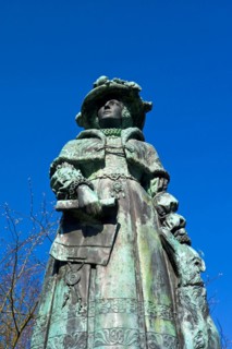 Fraeulein Marien Monument in Jever