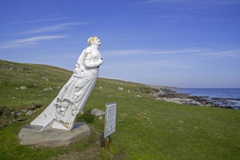 The White Wife of Queyon