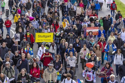 Demonstration by contrarians and other opponents of pandemic restrictions