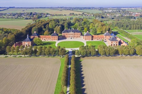 Aerial view over 18th century Schloss Bothmer