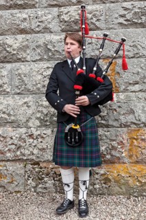 Bagpiper