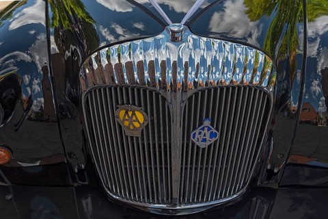 Radiator grille from an English black taxi
