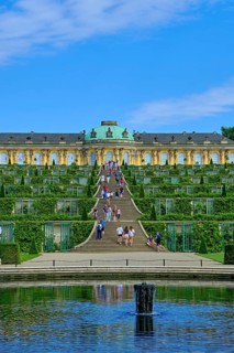 French Rondell and Great Fountain with view over the vineyard terraces to Sanssouci Palace