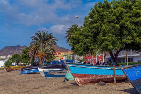 Fischerboote am Strand Sao Vicente Mindelo Kapverden