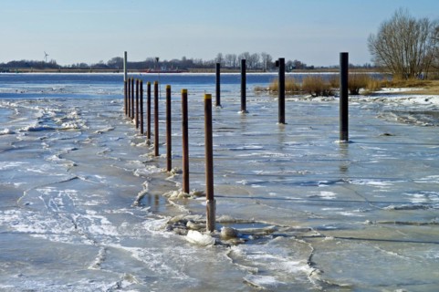 Frozen marina in Sandstedt on the Lower Weser
