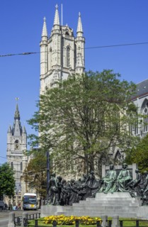 Monument in honour of the Van Eyck brothers