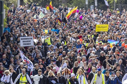 Demonstration by contrarians and other opponents of pandemic restrictions