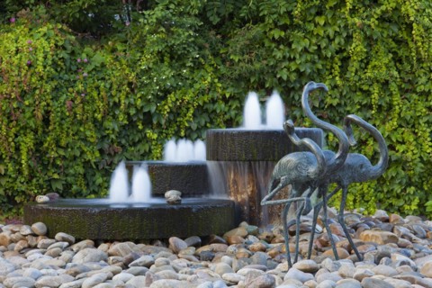 Fountain and sculpture group Three Flamingos