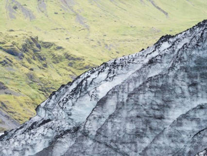 Glacier at Solheimajoekull glacier lagoon, Solheimajoekull, glacier tongue of Myrdalsjoekull with inclusion of volcanic ash, near Ring Road, Suourland, South Iceland, Iceland, Europe