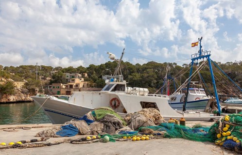 Fishing nets and boats in the harbour of Cala Figuera, Majorca, Balearic Islands, Spain, Europe