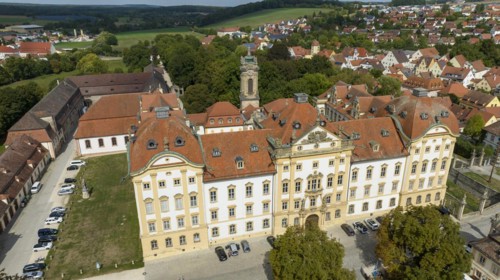 Aerial view, Residenz Ellingen, with the Ellingen estate and castle brewery, High Baroque, Ellingen, Franconian Lake District, Middle Franconia, Franconia, Bavaria, Germany, Europe