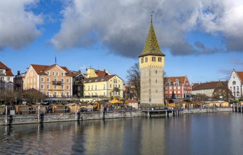 Harbour promenade with Mangturm, reflected in the lake, harbour, Lindau Island, Lake Constance, Bavaria, Germany, Europe