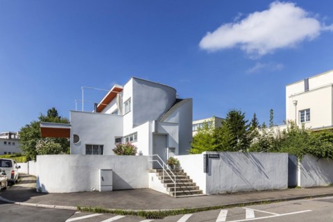 House by architect Hans Scharoun, exterior view, Weissenhofsiedlung, Werkbundsiedlung with trend-setting architecture on Killesberg, Stuttgart, Baden-Wuerttemberg, Germany, Europe