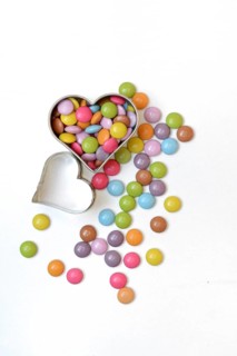 Chocolate Lentils in Heart Cookie Cutter, Smartie
