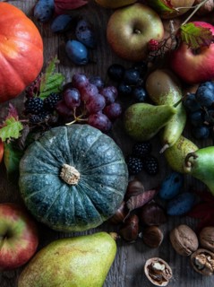 Fruit, autumn, pumpkin, grape, pear, apple, plum, walnut, chestnut, sweet, tasty, blackberry, healthy, fit