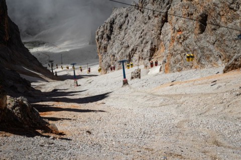 Gondola lift to Forcella Staunies, Monte Cristallo group, Dolomites, Italy, Dolomites, Italy, Europe