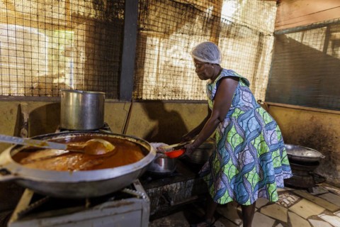 Topic: School feeding in Africa. Cereals and gravy are ready for school meals., Krokrobite, Ghana, Africa