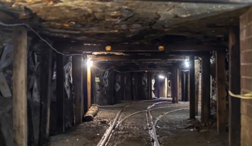 Beckley, West Virginia, The Beckley Exhibition Coal Mine. The low-seam coal mine operated during the first half of the 20th century as the Phillips-Sprague Mine. Tours are now offered of the mine and ...