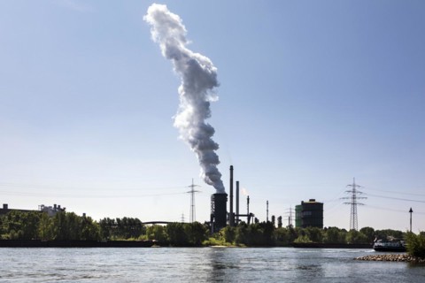 Huettenwerke Krupp Mannesmann, HKM, coking plant steam cloud, Rhine, Duisburg, North Rhine-Westphalia, North Rhine-Westphalia, Germany, Europe