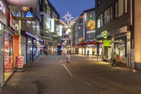 Shopping streets in Cologne in the Corona Crisis, Schildergasse pedestrian zone, Cologne, North Rhine-Westphalia, Germany, Europe