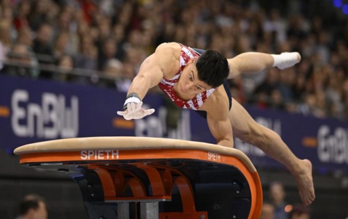 Jeremy Bischoff USA vault, EnBW DTB Cup, artistic gymnastics, gymnastics, Porsche Arena, Stuttgart, Baden-Wuerttemberg, Germany, Europe