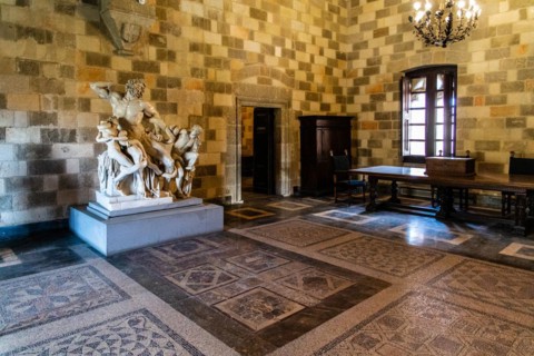 Copy of the Laocoon Group, Grand Masters Palace built in the 14th century by the Johnnite Order, Fortress and Palace for the Grand Master, UNESCO World Heritage Site, Old Town, Rhodes Town, Greece, Eu...