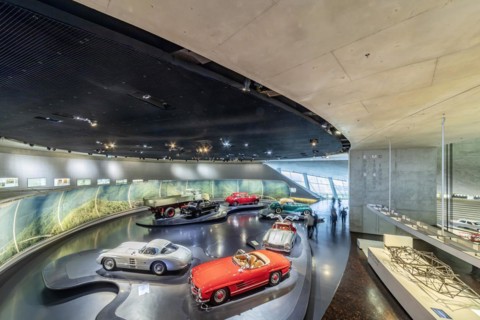 Mercedes Museum, Stuttgarts most visited museum is part of the Mercedes-Benz World in Untertuerkheim and with its vehicles and classic cars recalls the early days of the automobile, Architecture Ben v...