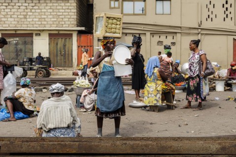 Street scene on the sidelines of the Kantamanto second-hand textile market in Ghana, Accra, 21.02.2023., Accra, Ghana, Africa