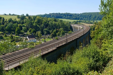 Rails on the railway viaduct, Altenbeken viaduct, sand-lime bridge, Altenbeken, East Westphalia-Lippe, North Rhine-Westphalia, Germany, Europe