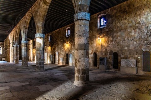 Former hospital infirmary, Archaeological Museum in the former Order of St. John Hospital, 15th century, Old Town, Rhodes Town, Greece, Europe