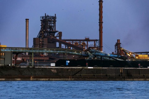 Blast furnace of thyssenkrupp Steel Europe AG at Suedhafen Walsum, Duisburg, North Rhine-Westphalia, Germany, Europe