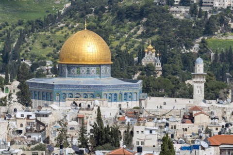 Jerusalem Old City and Temple Mount with the Dome of the Rock, Qubbat As-Sachra, behind it the Mount of Olives with the Church of Mary Magdalene, Jerusalem, Israel, Asia
