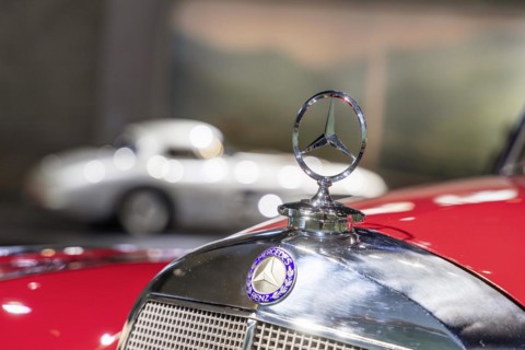 Mercedes Museum, Stuttgarts most visited museum is part of the Mercedes-Benz World in Untertuerkheim and with its vehicles and classic cars recalls the early days of the automobile, Architecture Ben v...
