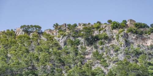 Castell d Alaro castle on a cliff