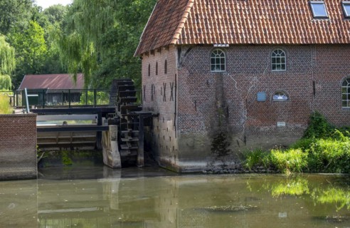 Berenschot watermill on the river Slinge