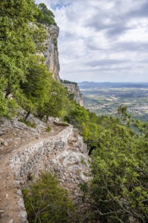 Hiking trail to Castell d Alaro